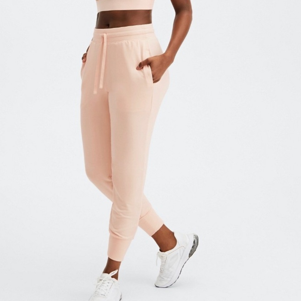 NWT BRAND NEW Fabletics Luxe Terry Jogger BRAND NEW Size Small